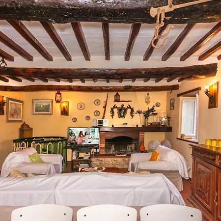 Tenuta San Giovanni - Borgo Ai Rovai Lucca